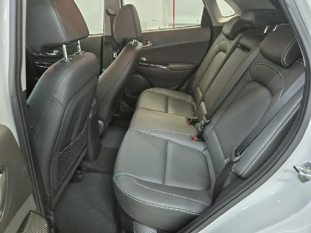 6081500673R12.jpg
