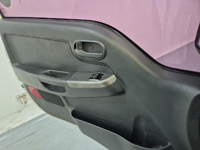 6061001882R13.jpg