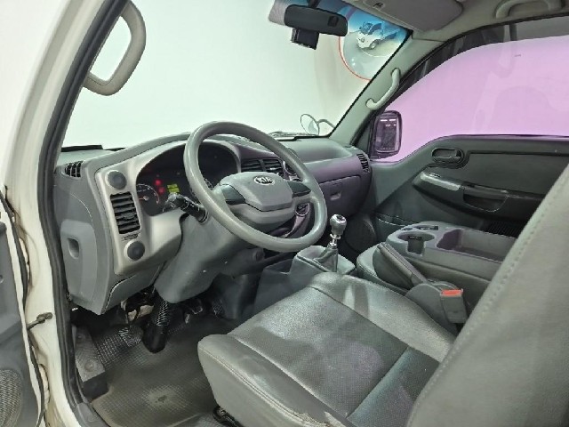 6081000520R6.jpg