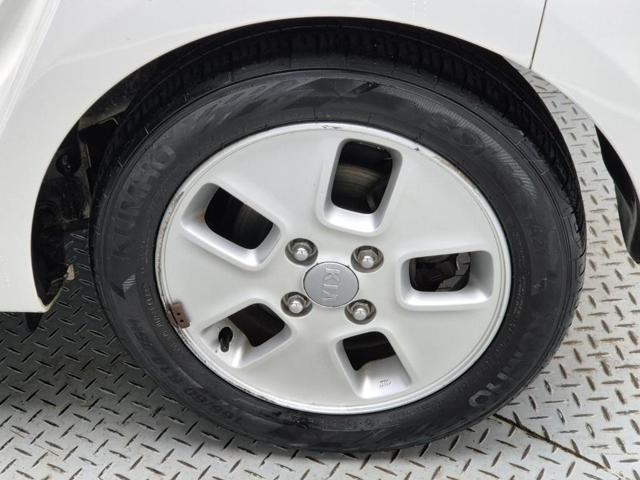 6051000229R19.jpg