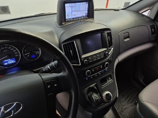 6071500895R10.jpg