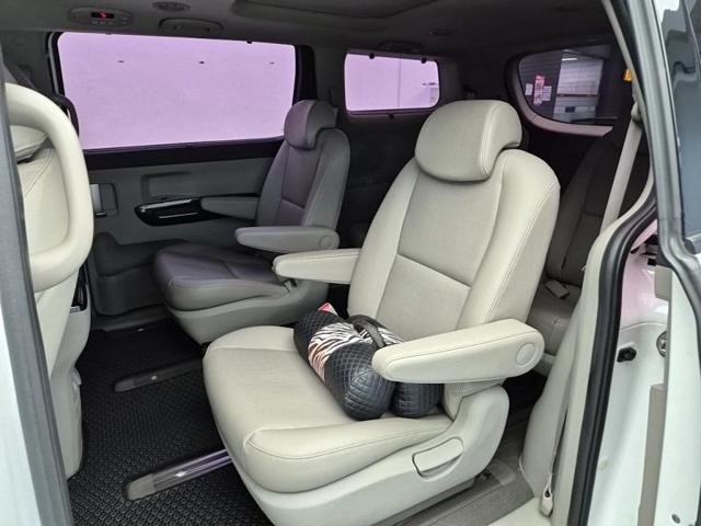 4061000777R12.jpg