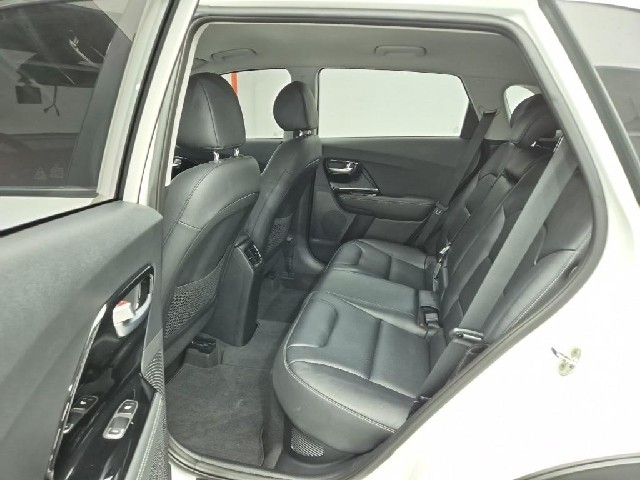 6071002258R12.jpg