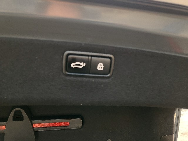 d4c9abee938b045df8f60309e68eea5d.jpeg