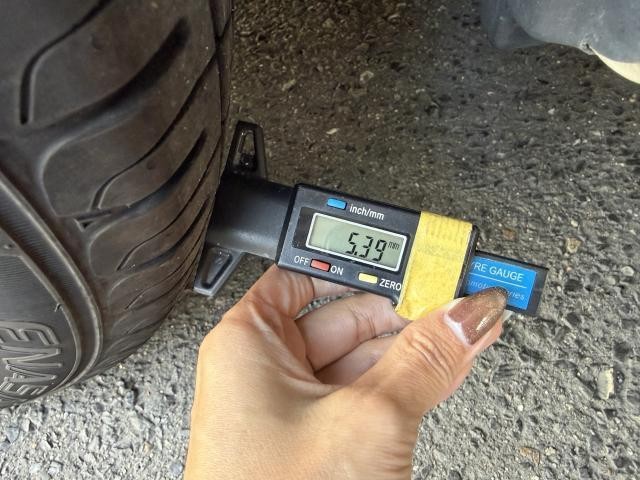 27122197_carP_l_10.jpg