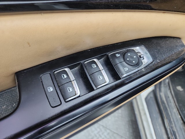 lotterental_204650305_z6ae5_2.jpg