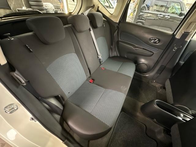 27110118_carP_l_11.jpg