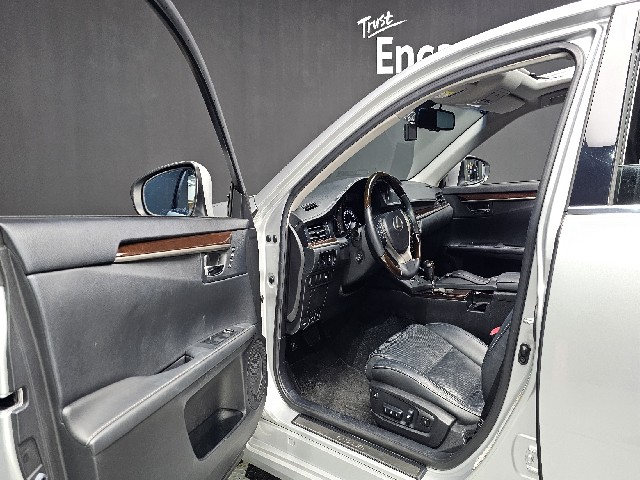 268d894b78d8b57ba13b3ed4abb9d1de.jpeg