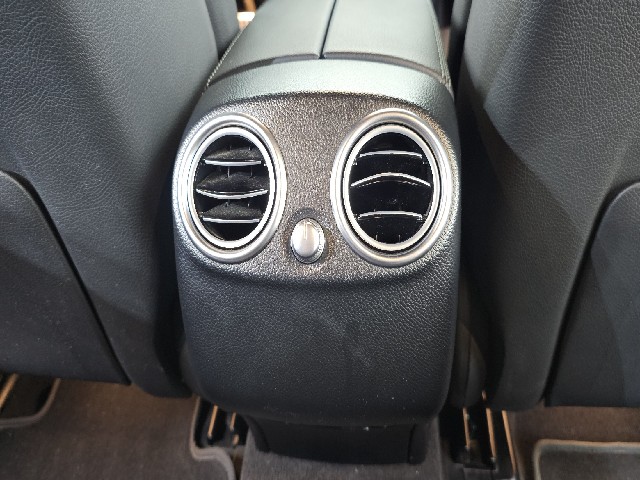 c64ffb20a42122987c52f311f35e64e2.jpeg