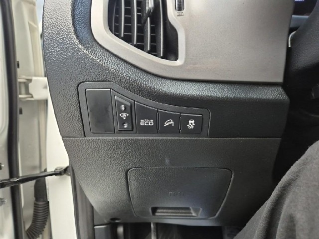 6081500231R17.jpg