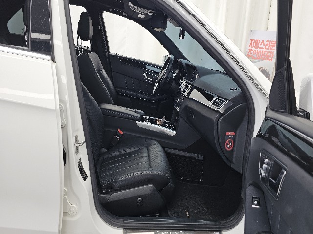 e93232a03144daf85011cdfbfc100ad8.jpeg