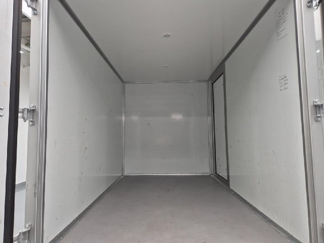 6081000349R17.jpg