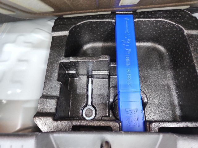 lotterental_112248739_BWt7a_5.jpg