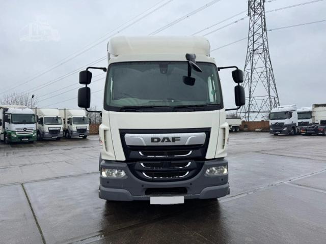 b55fceac2ddda176a2d3c81aca03ca3c.jpeg