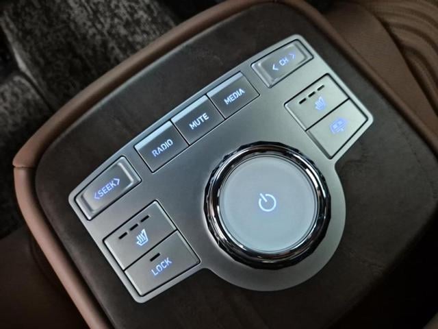 5031002429R16.jpg