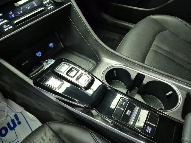 6071002611R8.jpg