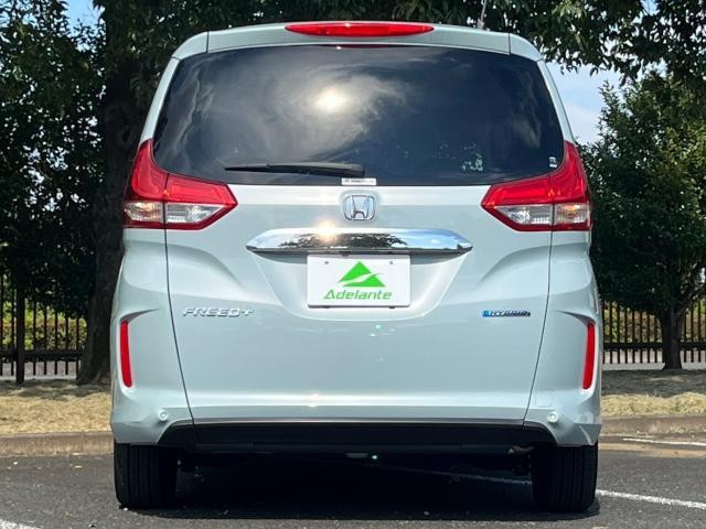 27087312_carP_l_3.jpg