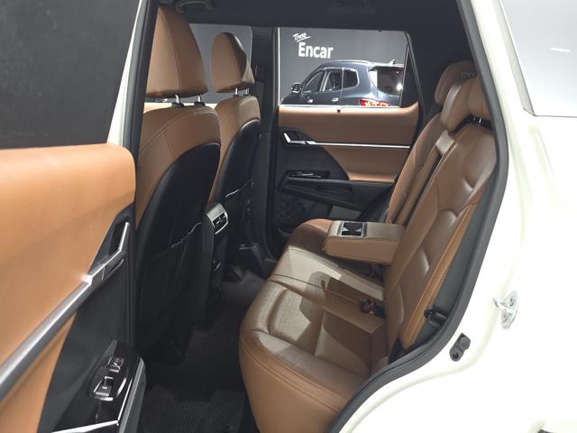 0b5655bcd8c0a9db5aea3e11e980ad62.jpeg