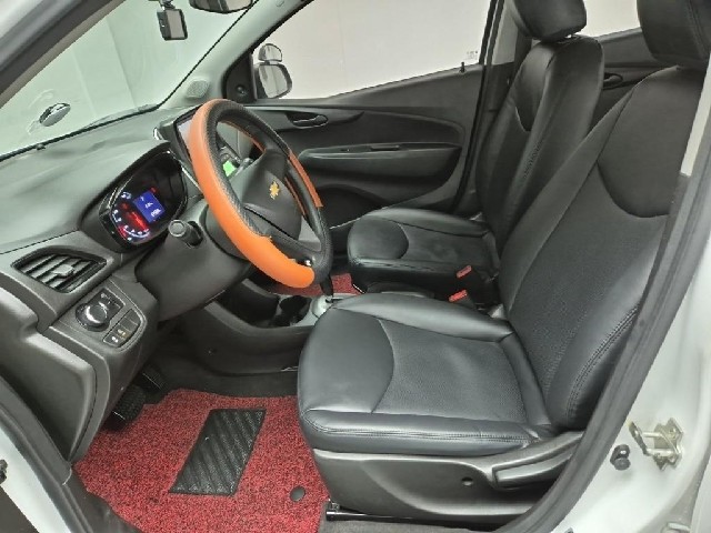 6011000605R11.jpg