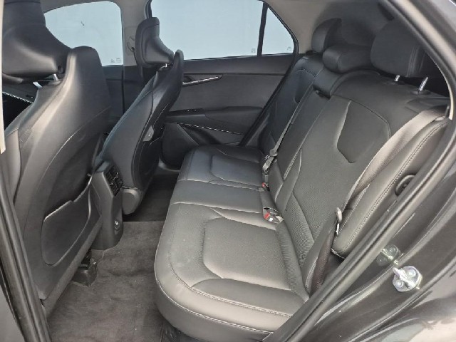 6071501147R12.jpg