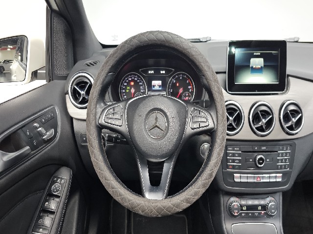 220d39e332bb5bfa3584ec9107ae6b53.jpeg