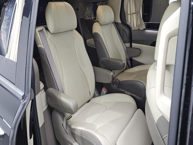 4febbe7fdea53aed249556bb5071b849.jpeg