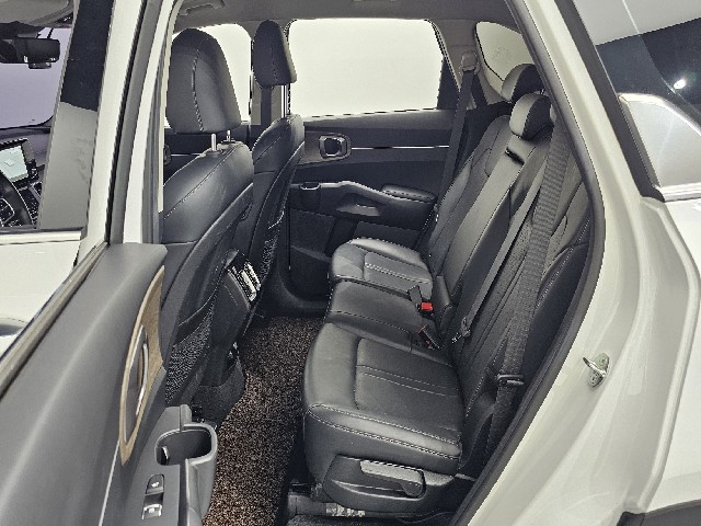 0109517d9820c7f150d8c4dc4483a814.jpeg