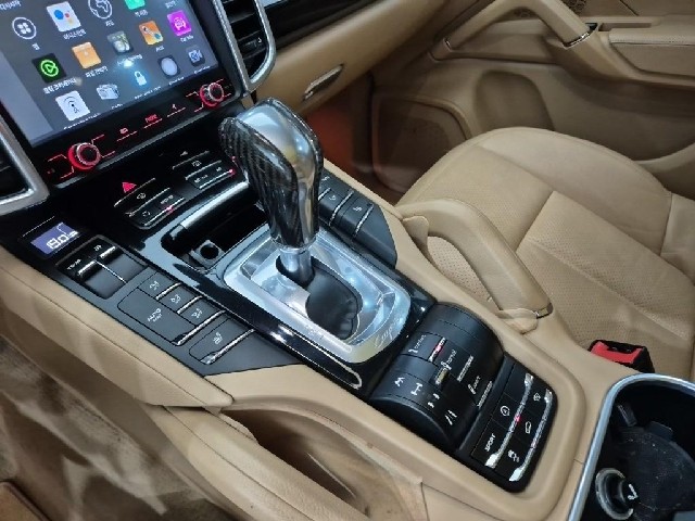 6071001252R8.jpg