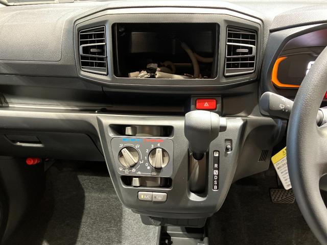 0701189A30260224W00606.jpg
