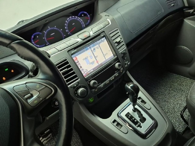6011001933R10.jpg