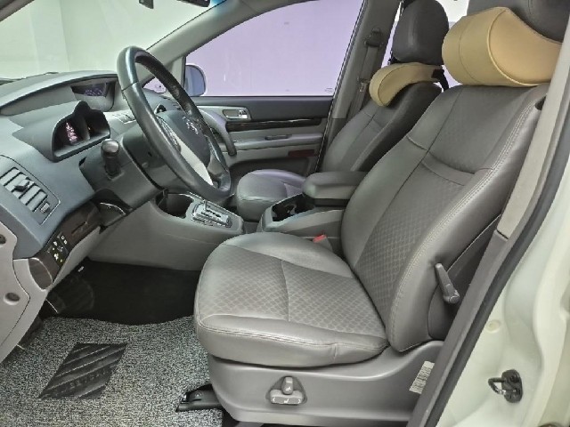 6011001933R11.jpg