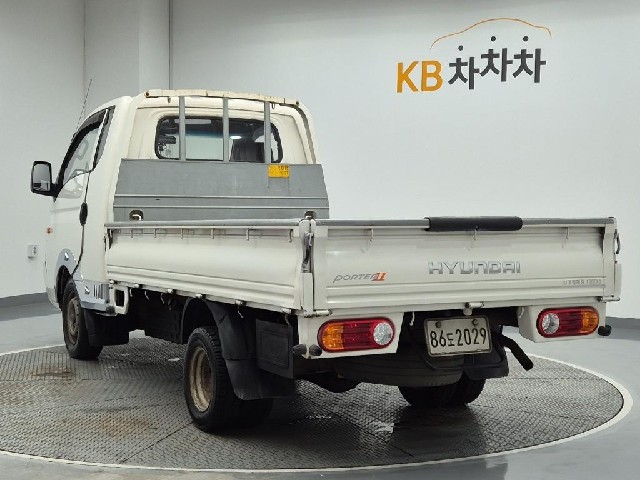 6051001867R2.jpg