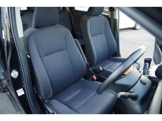 27122277_carP_l_12.jpg