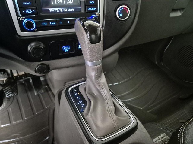 6011002710R7.jpg