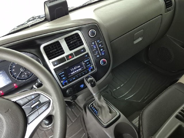 6011002710R9.jpg