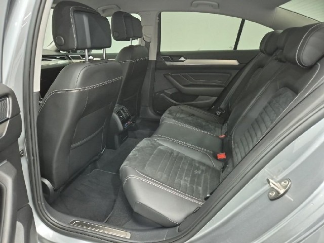 6071001925R12.jpg