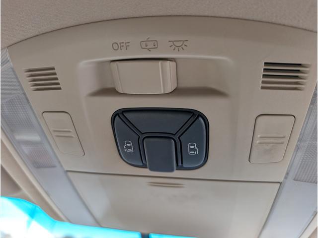 0503432A30260210W00216.jpg