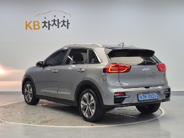 6081500409R2.jpg