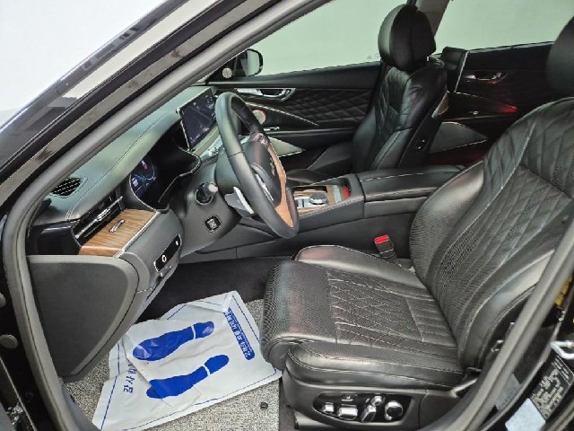 6081500745R11.jpg