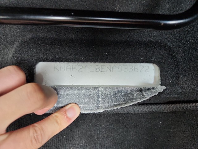 lotterental_164512774_KyQgB_1.jpg