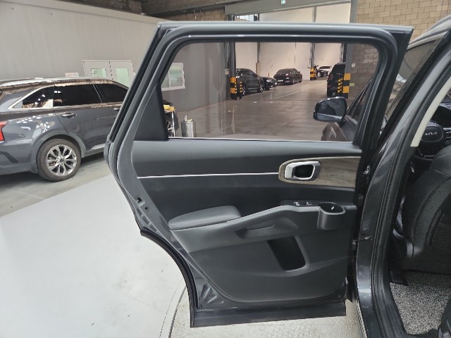 lotterental_155159443_r4SLh_8.jpg