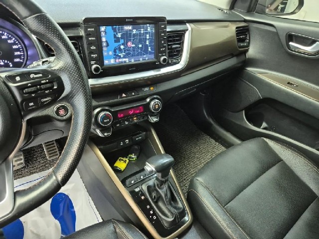 6071501794R10.jpg