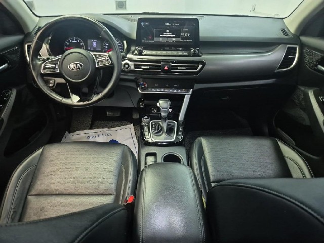 6071000633R7.jpg