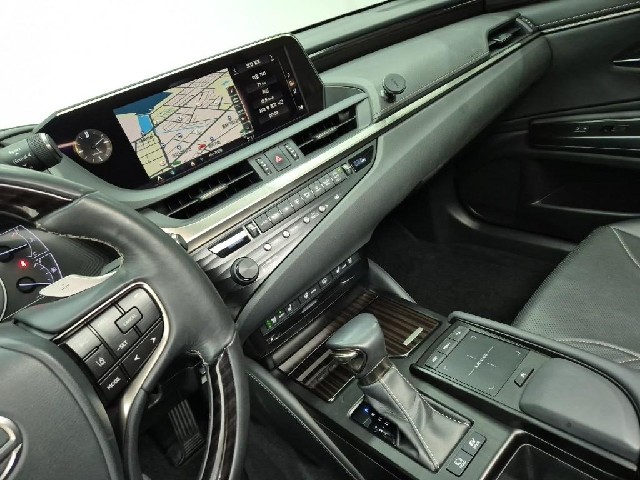 6071001483R10.jpg