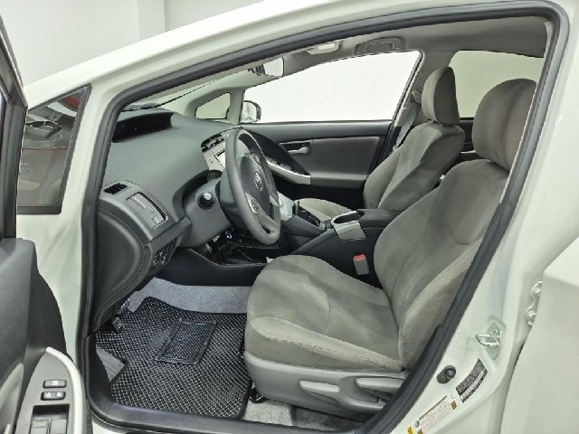 6081000530R11.jpg