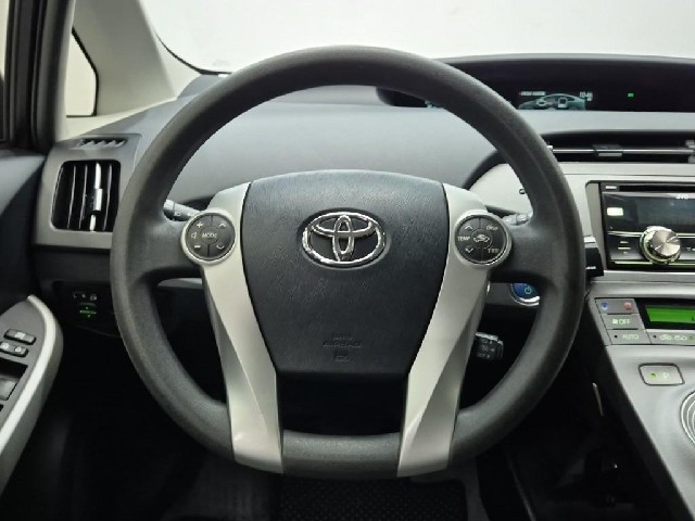 6081000530R9.jpg
