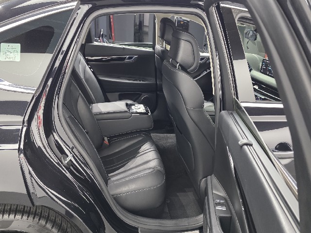 fca27041976e3922bce73ce842d61651.jpeg