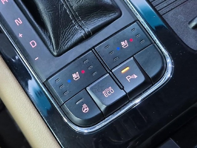 6071002462R17.jpg