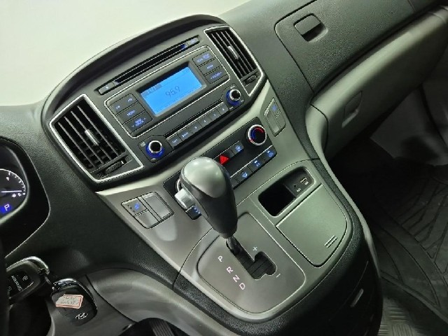 6081002143R10.jpg