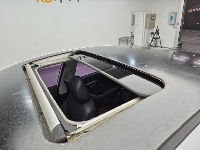 6081001773R13.jpg